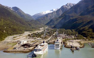 cruise ships in Skagway